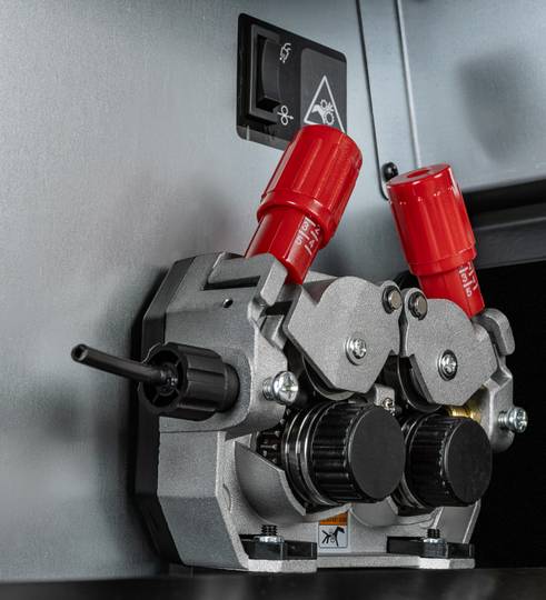 Spartus suvirinimo aparatas EasyMIG 219 DUAL PULSE, 200A, 230V