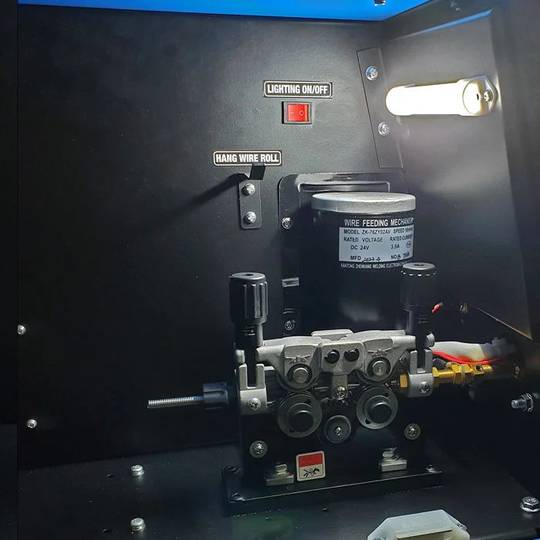 Suvirinimo pusautomatis, MIG 300M/4R, 300A, 400V